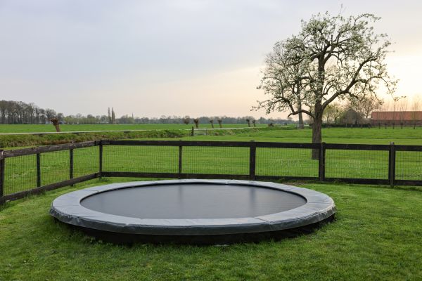 Trampoline Building
