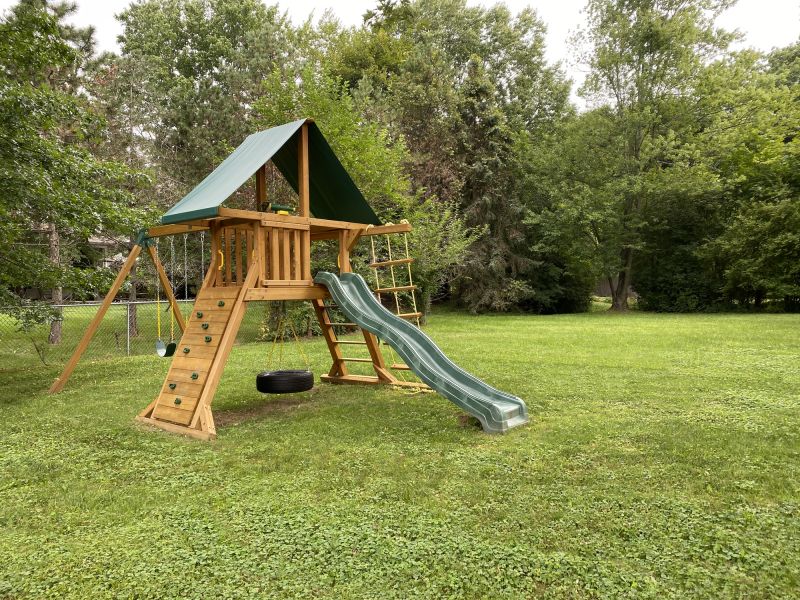Playground Set Building